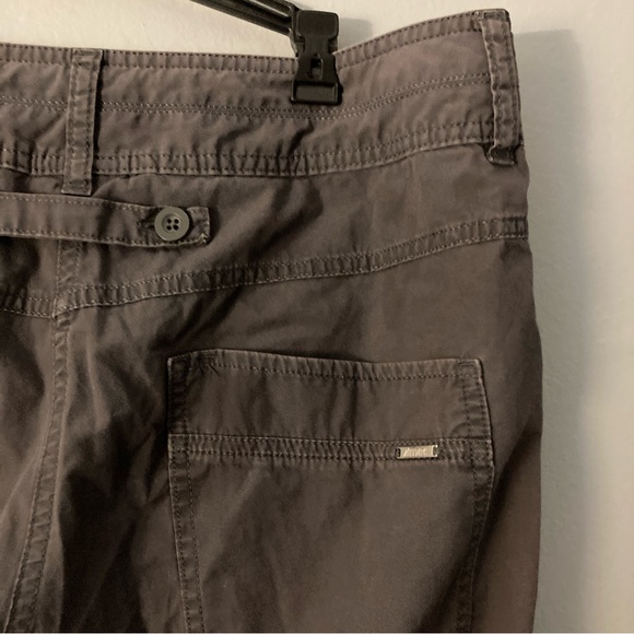 MEC charcoal pants hiking outdoors button up size 12 short - Picture 5 of 8